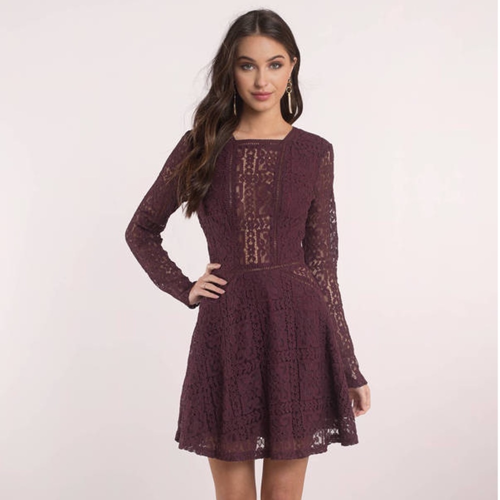 TOBI - LADY CAPULET SKATER DRESS IN MERLOT - Small/Petite